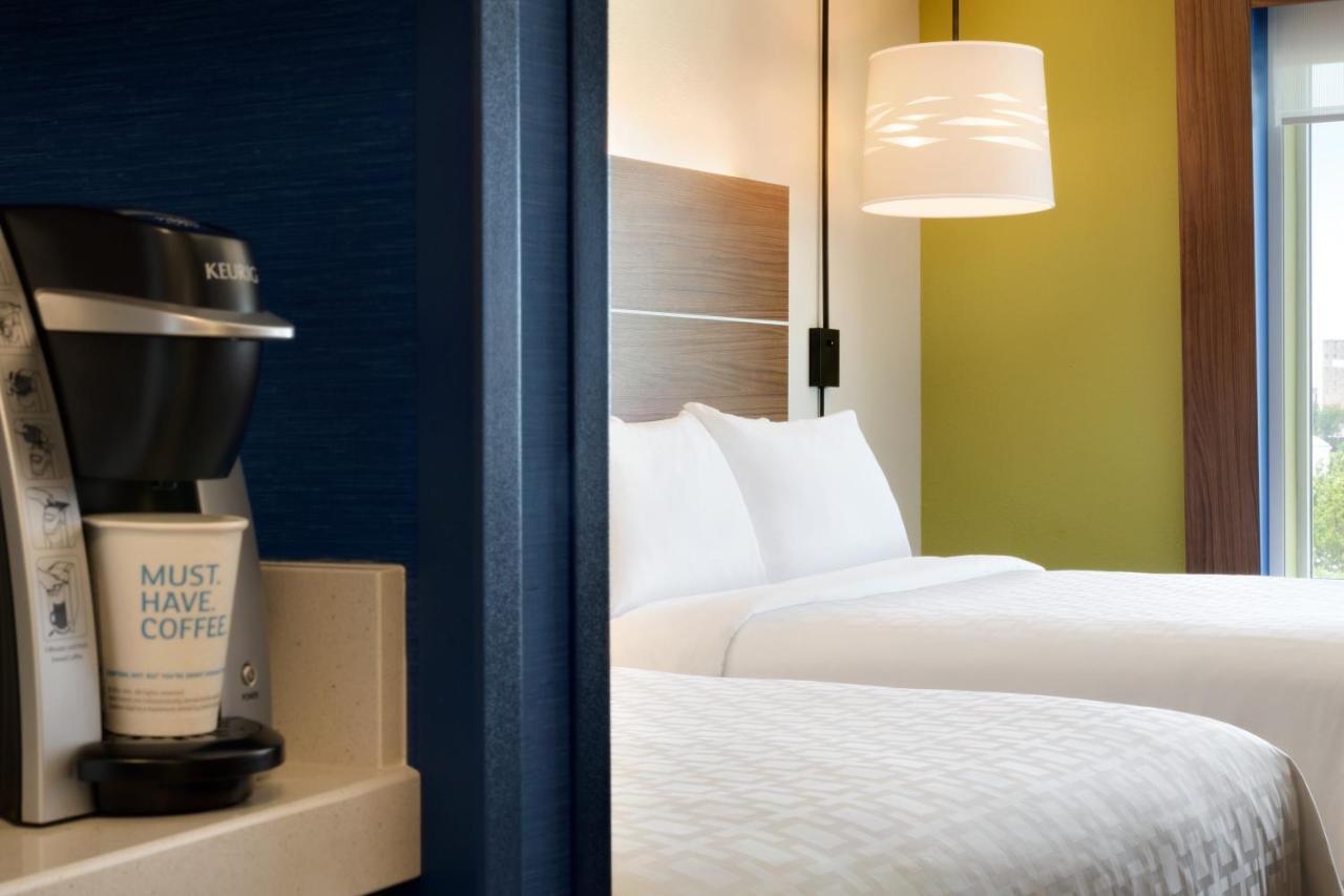Holiday Inn Express & Suites - Painesville - Concord By Ihg Esterno foto