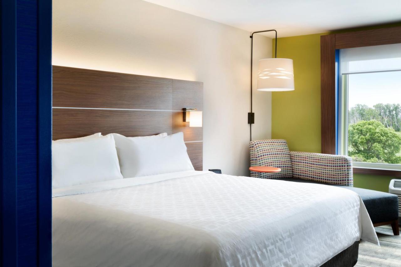 Holiday Inn Express & Suites - Painesville - Concord By Ihg Esterno foto