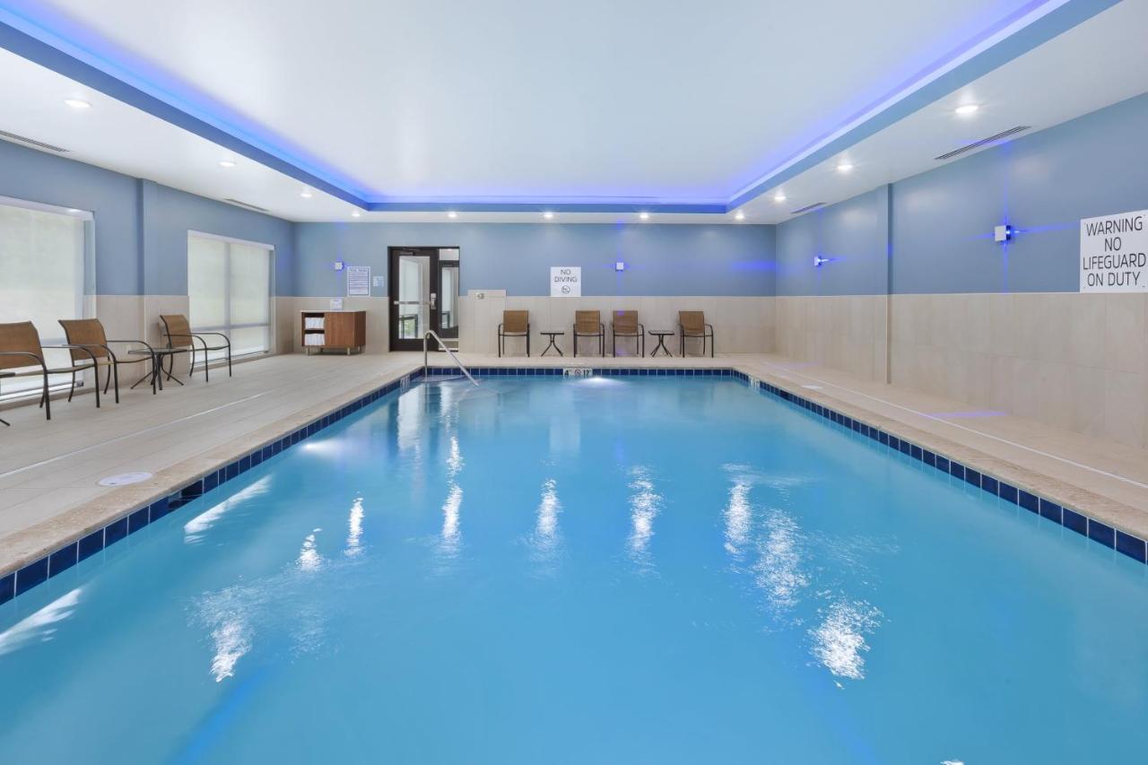 Holiday Inn Express & Suites - Painesville - Concord By Ihg Esterno foto