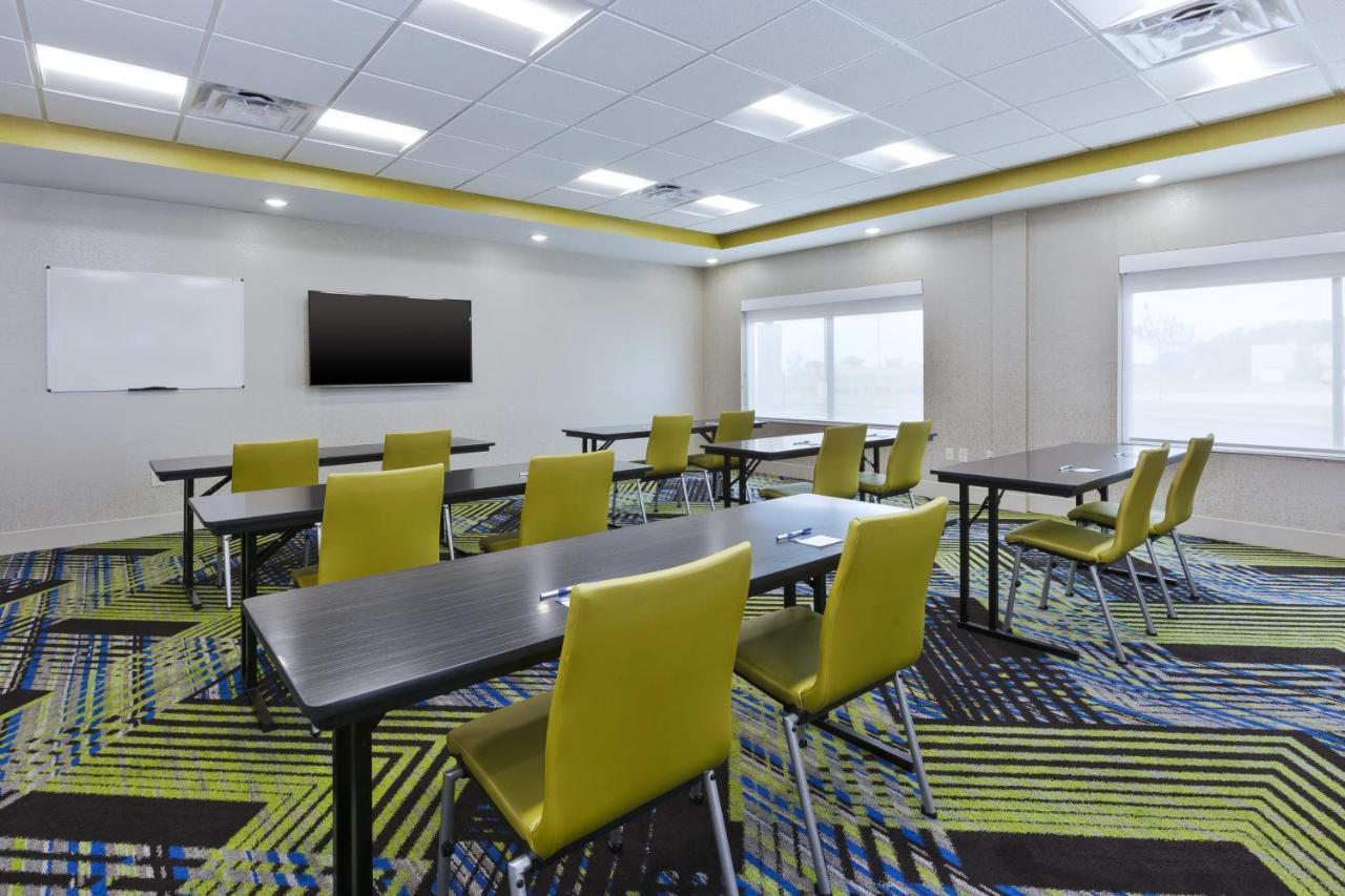 Holiday Inn Express & Suites - Painesville - Concord By Ihg Esterno foto