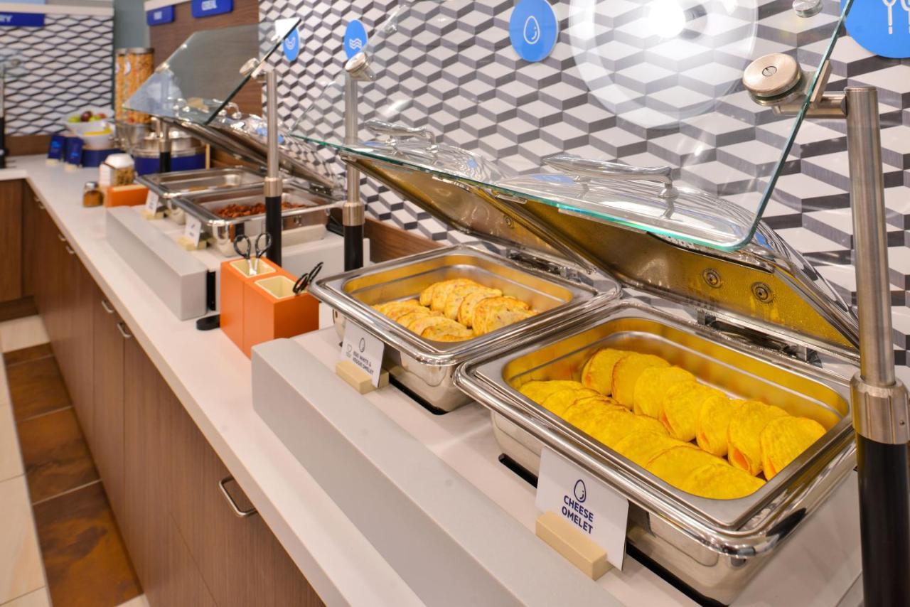 Holiday Inn Express & Suites - Painesville - Concord By Ihg Esterno foto