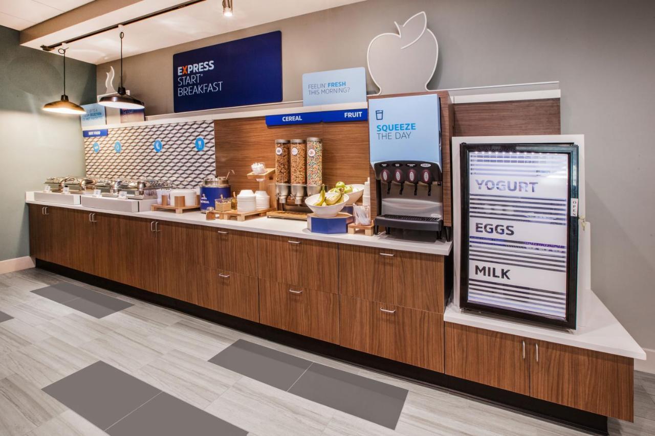 Holiday Inn Express & Suites - Painesville - Concord By Ihg Esterno foto